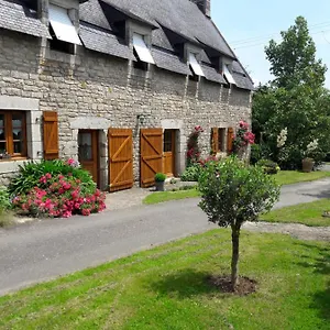 https://la-grange-aux-poutres.inbrittany.com