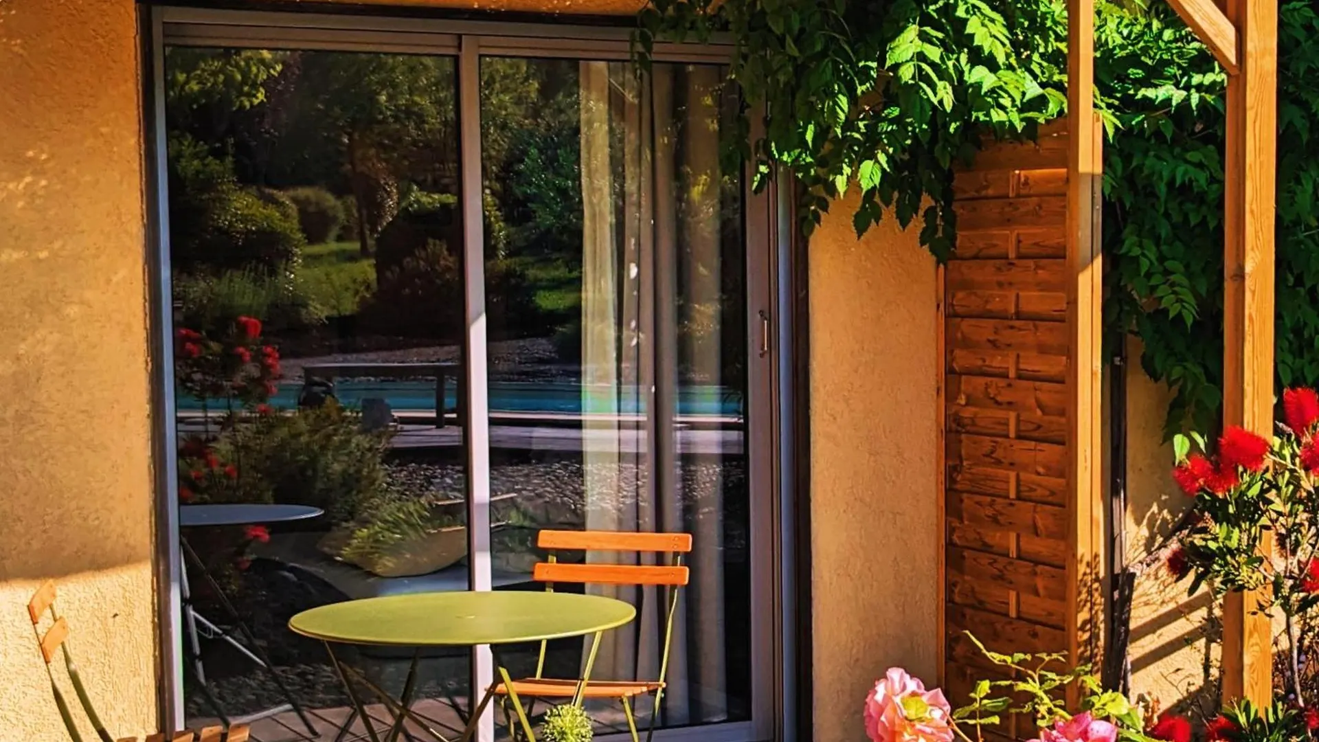 Villa Font Vive - Chambres D'Hotes Eco-Labellisees Avec Cuisine - Confort, Calme Et Vue Exceptionnels ! Grospierres 0*,  Francja